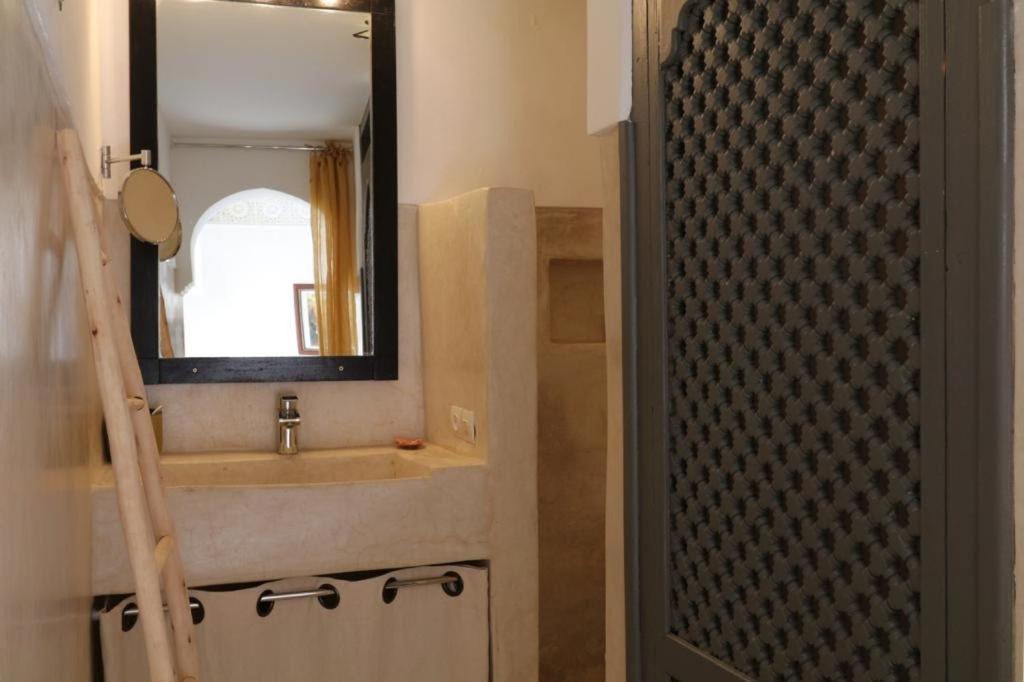 Riad 103 Medina Pool And Hammam Marraquexe Exterior foto